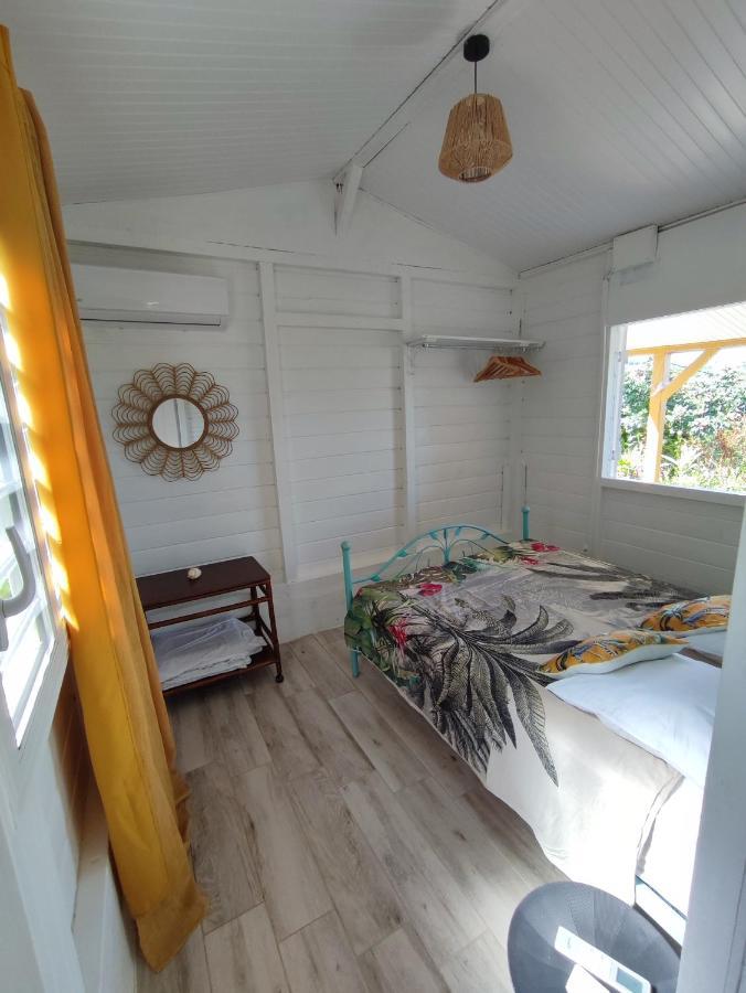 Bungalow Soleil Levant Le Robert Esterno foto